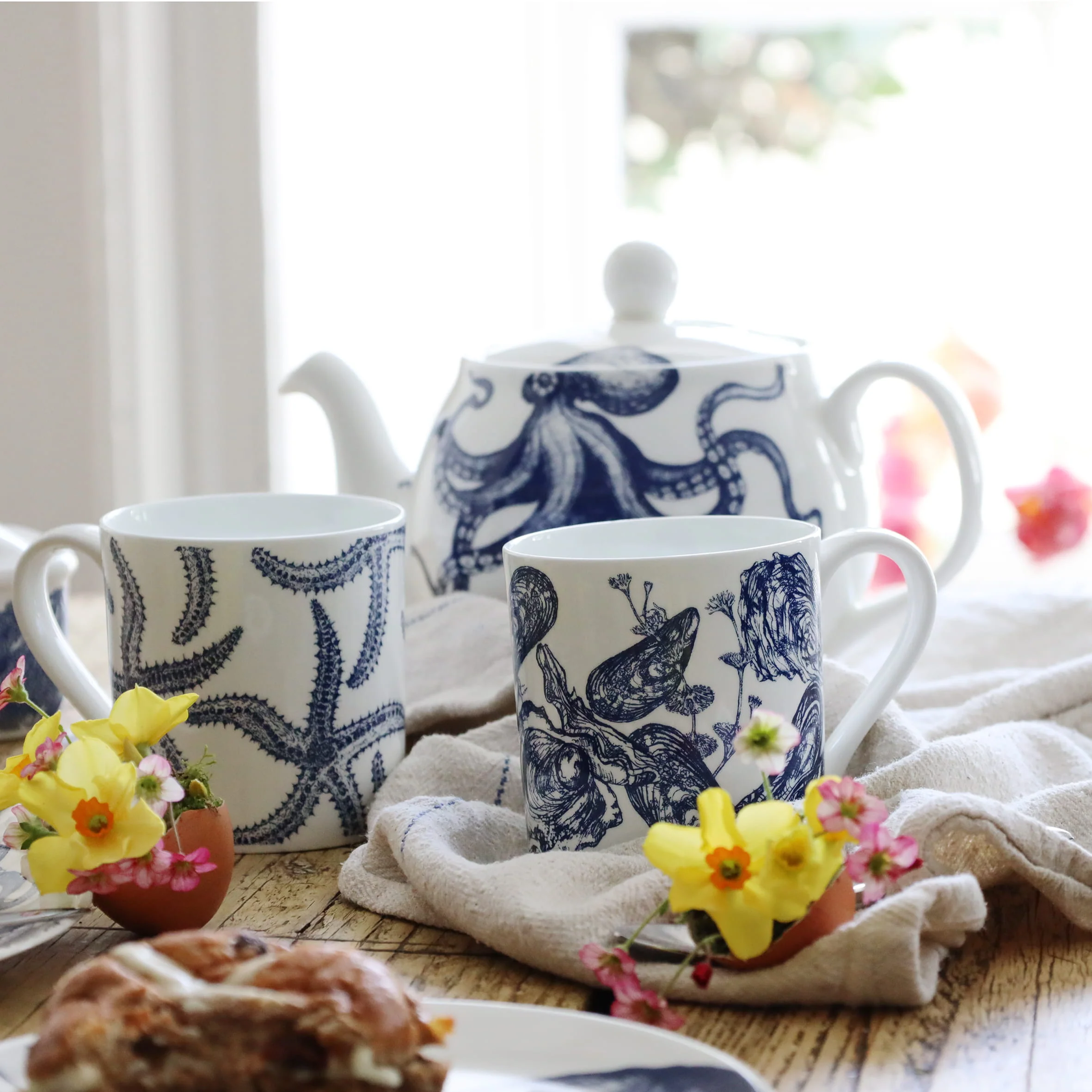 Bone China Mussel & Oyster Mug - Image 6