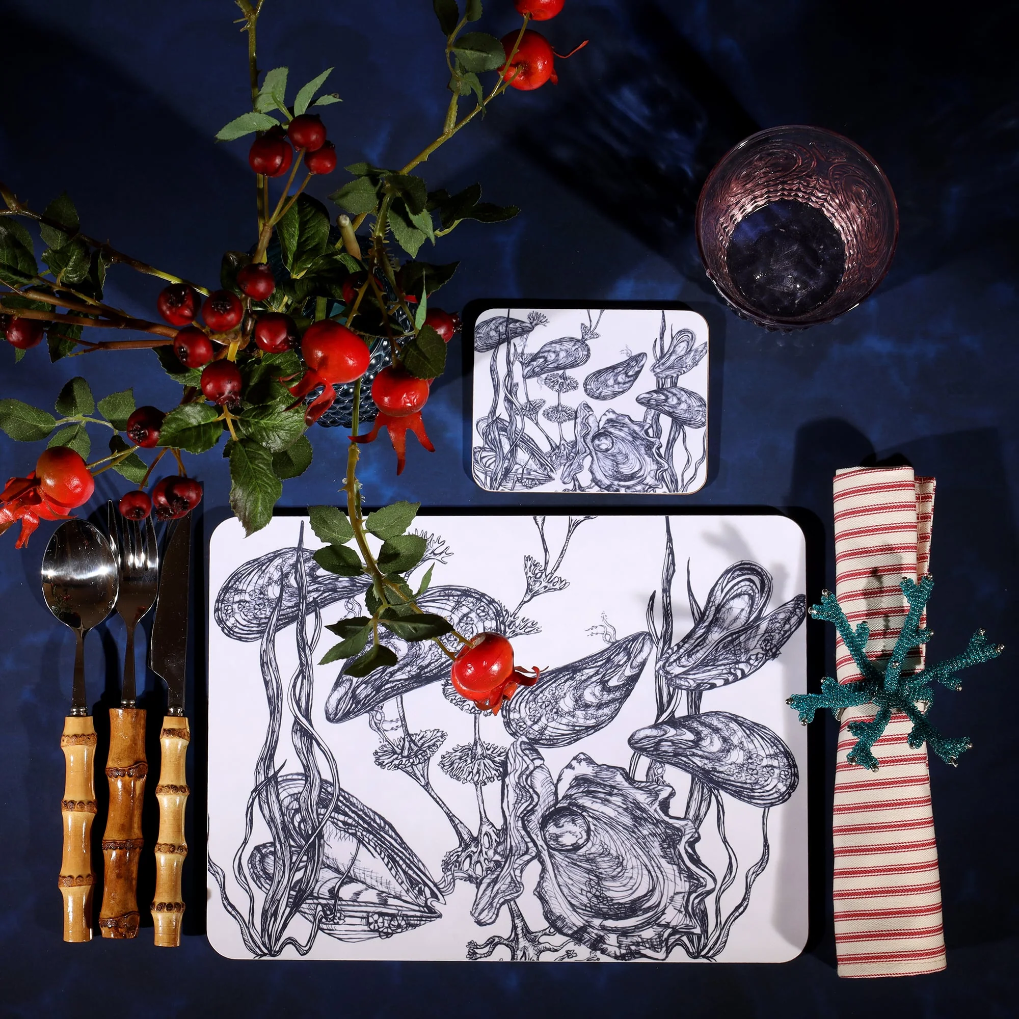 Blue And White Mussel Design Placemat - Image 5