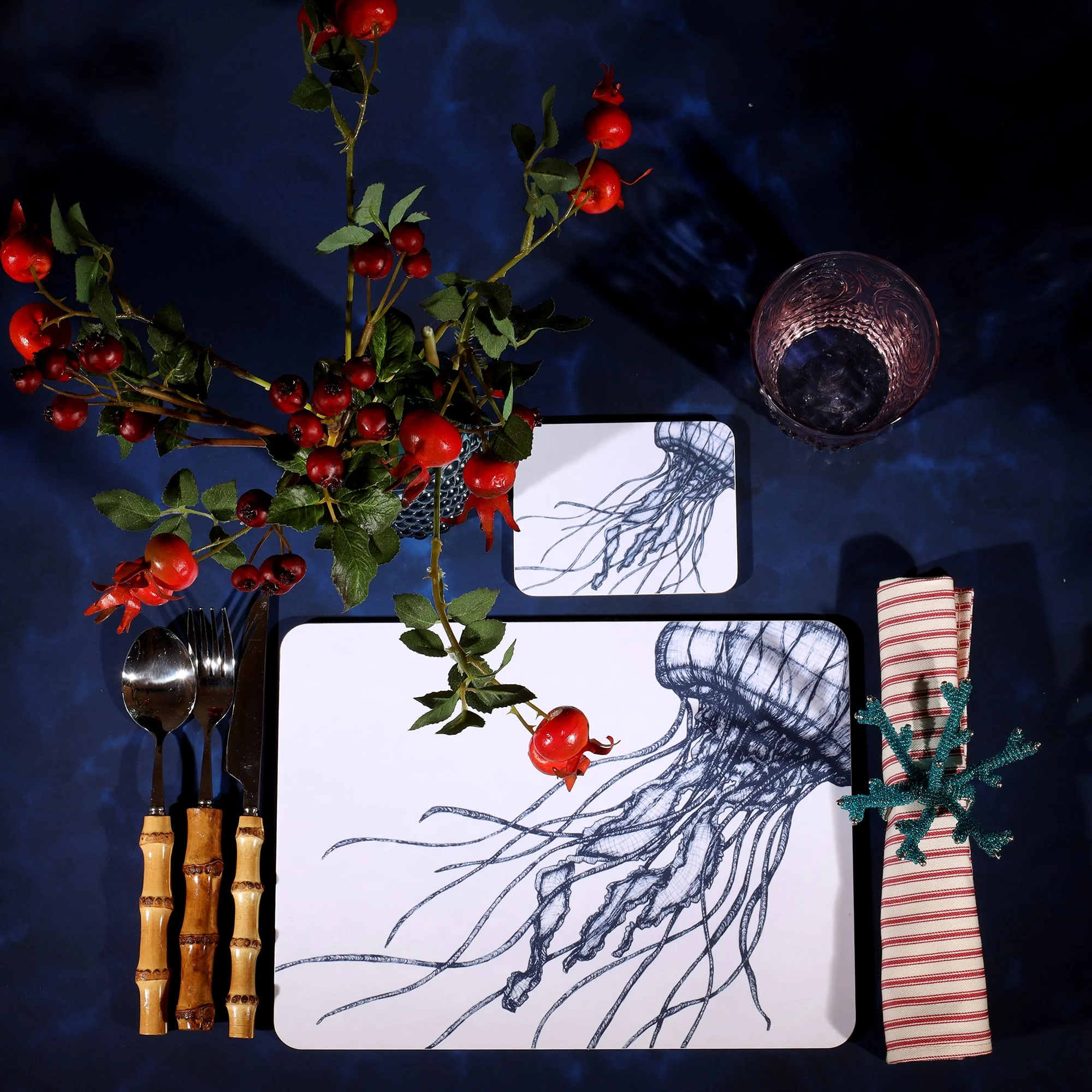 Blue And White Jellyfish Design Placemat - Image 4