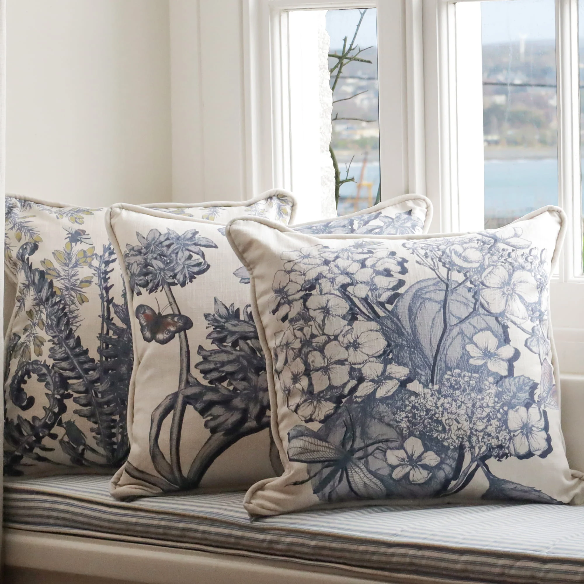 The Explorer’s Garden Hydrangea Cushion Cover - Image 6