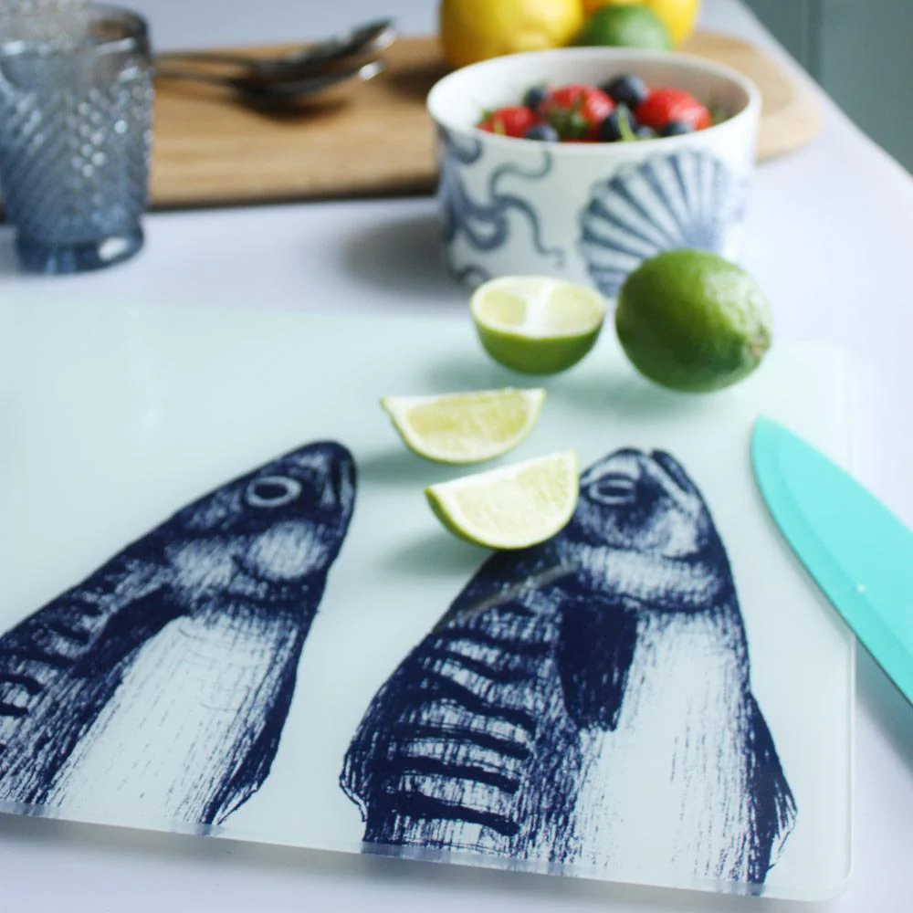 Mackerel Glass Worktop Saver - Image 3
