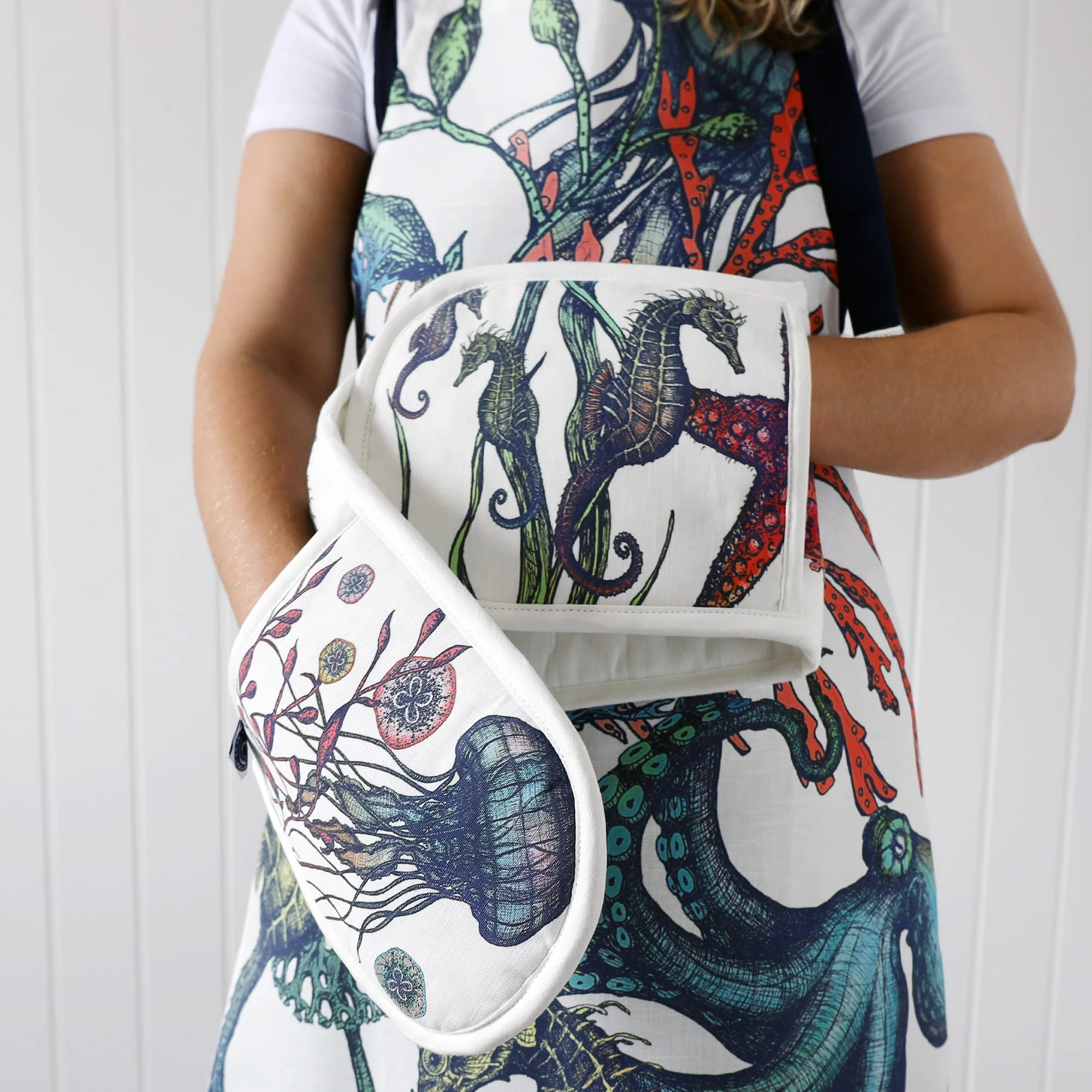 Reef Design Oven Gloves - Image 3