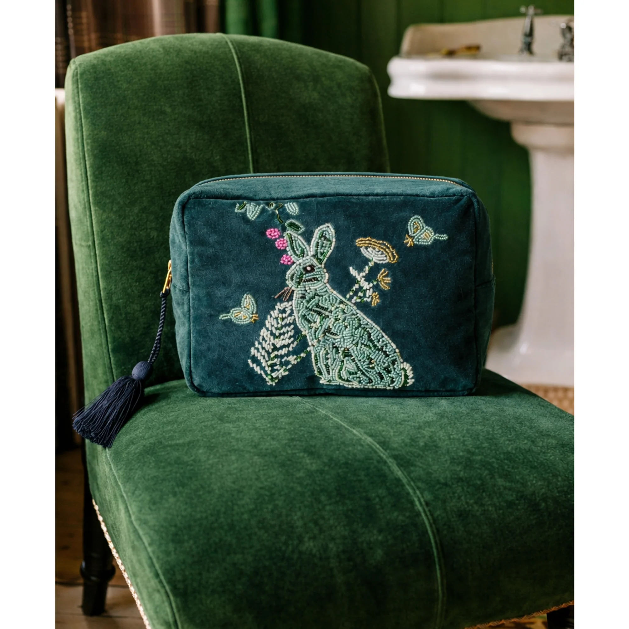 Velvet Beaded Hare Wash Bag - Image 3